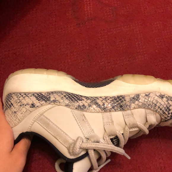 jordan 11 low top snake skin